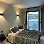 Grand 3P- Central Proche Massena - Zone Securisee