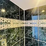 Sublime 2 Bedroom Spacious And Bright Ac Private Parking Apartment Nice