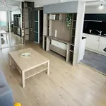 Apartment Bel Spacieux Avec Joli Balcon Arbore, Calme, Bien Situe, Centre
