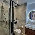 Apartment Chic Et Confort- Nice- 3 A 5 Personnes *