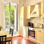 2P Moderne Riquier Proche Port, Gare, Tramway