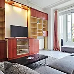 Spacious In Cimiez Apartment