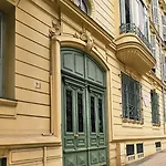 Spacious Apartment In Cimiez