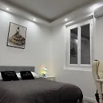 Charming House Near Center With New Air Conditioner *