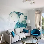 Beautiful 4 rooms sea airport