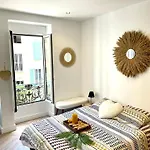 Apartment 2 Pieces Avec Balcon *
