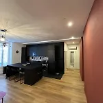Heart Of Beautiful 3 Bedrooms Apartment