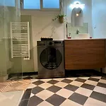 Jeanne Darc Apartment Nice