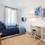 Apartment Renting - Republique - Garibaldi Chic 3 Bedrooms 3 Bathrooms Balcony Aircon