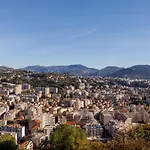 Apartment Hill A Terrasse 130m2, Vue Panoramique, Piscine, Parking Prive, Climatisation, Wifi Nice