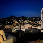 Hill A Terrasse 130m2, Vue Panoramique, Piscine, Parking Prive, Climatisation, Wifi Apartment Nice