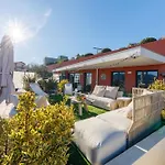 Hill A Terrasse 130m2, Vue Panoramique, Piscine, Parking Prive, Climatisation, Wifi Apartment Nice