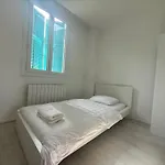 Charming House Near Center With New Air Conditioner Apartment *