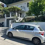 Studio Climatise Avec Terrasse Ombragee Dans Maison Au Calme Et Dans La Verdure