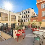 Hotel Apollinaire Nice