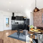 Nice Renting - Cambrai - Luxurious Sea View Terrasse - King Bed - Parking - Ac - Fully Equipped