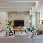 Apartment Extra Spacious Modern Hub Center