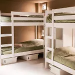 Extra Spacious Modern Hub Center Apartment