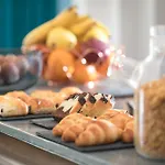 The Jay Hotel By Happyculture