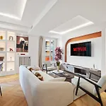 Luxueux, Spacieux Dans Le Quartier Du Port