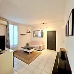 2 Pieces En Etage Au Centre-ville De Apartment Nice