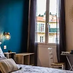 Apartment Port De *