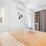 Renting - 6c France - Chic Pedestrian Zone Sea Massena *