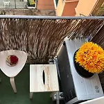 Apartment Beautiful 2 Piece Center *