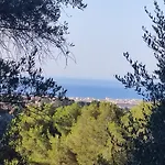 F2 Vue Mer Et Montagne Au Calme