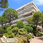 Superb Apartment With Exceptional Sea View