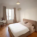 Nice Center - Spacious Luxury Apartment With Air Conditioning