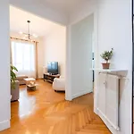 Azur Elegance Air Conditioning Beach 8 Min Sleeps 6