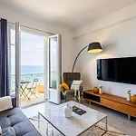 Prestige Sur La Promenade Des *