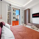 Luxueux, Spacieux Dans Le Quartier Du Port