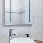 Carre D'or Massena Luxury Apartment
