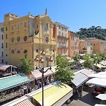 Central & Beach