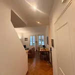 Le Savoy Palace - Five Stars Holiday House