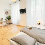 Modern Apartment With Ac Near Old Nice & Beach