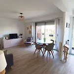 Apartment 2-rooms With Wifi And Balcony *
