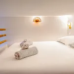 The Calypso - Quiet - New - Central