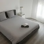 Beau T3 Tout Equipe Avec Grand Ecran Et Wi-Fi Performant