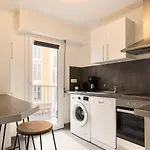 Apartment Confortable Avec Balcon - Proche Gare Riquier Sncf Nice