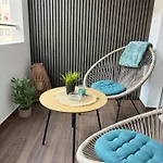 Perle Au Port De Nice