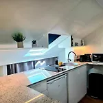 Mansarde Lumineuse - Gare 2 Pers Apartment
