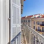 Vue Magenta Ap4484 By Riviera Holiday Homes