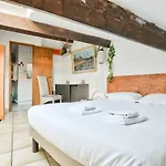 Charming 1Br Flat At Nice City Center
