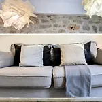 Nestor&jeeves - Sweet - - Near Apartment *