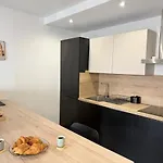 Spacieux 3 Pieces Gambetta, Proche Tramway Apartment *