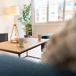 Apartment Grand Ideal Famille, Proche Plage, Bon Emplacement Pour Visiter La Cote D'azur