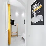 Apartment 2 - Centre - Terrace - Wi-fi - Air Conditioning Nice